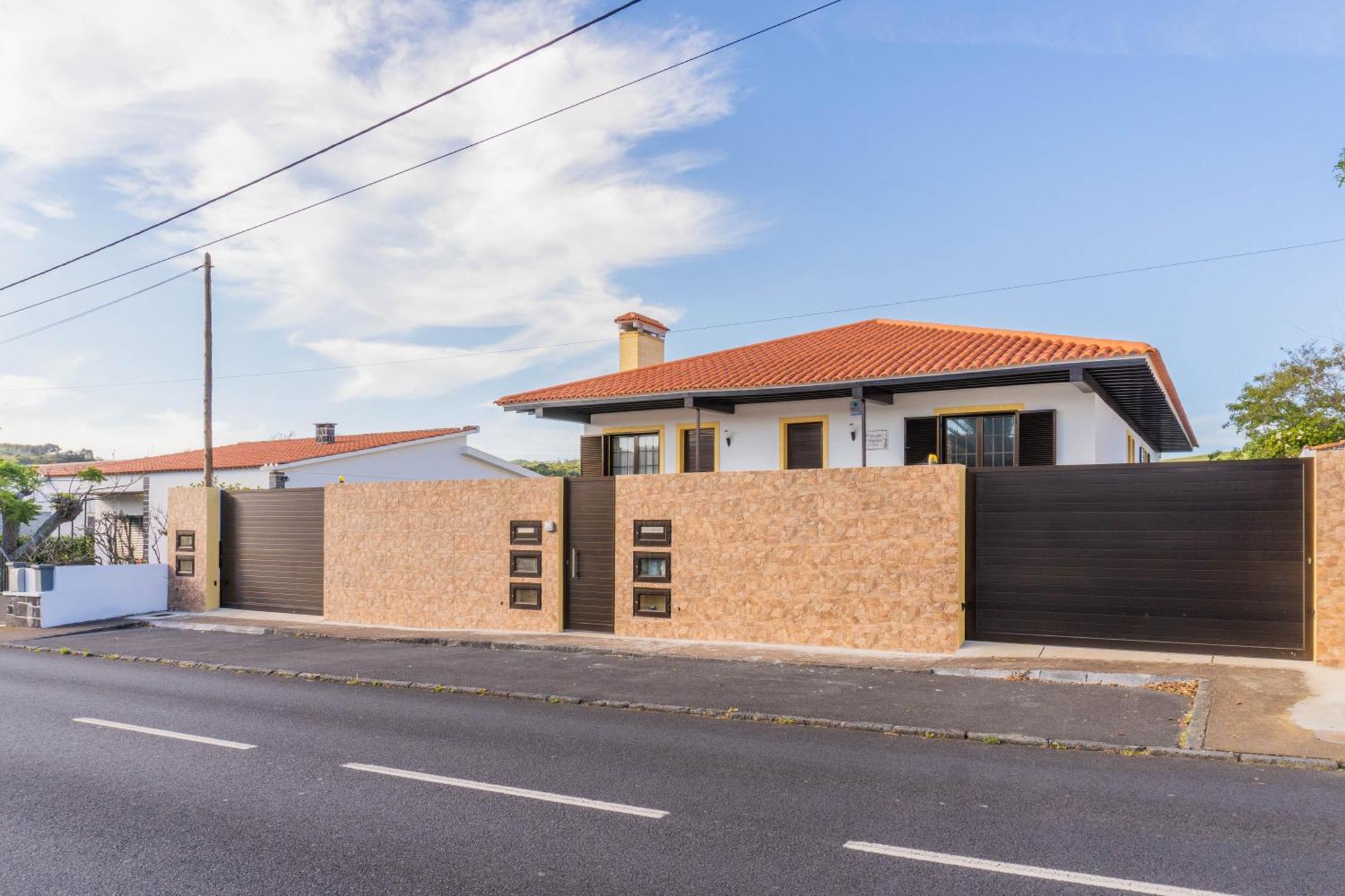 Pinheiro Sun&Beach House Ponta Delgada Exteriör bild